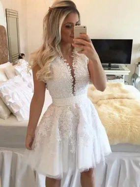 Bridelily A-Line Sleeveless V-neck Tulle With Beading Short/Mini Dresses