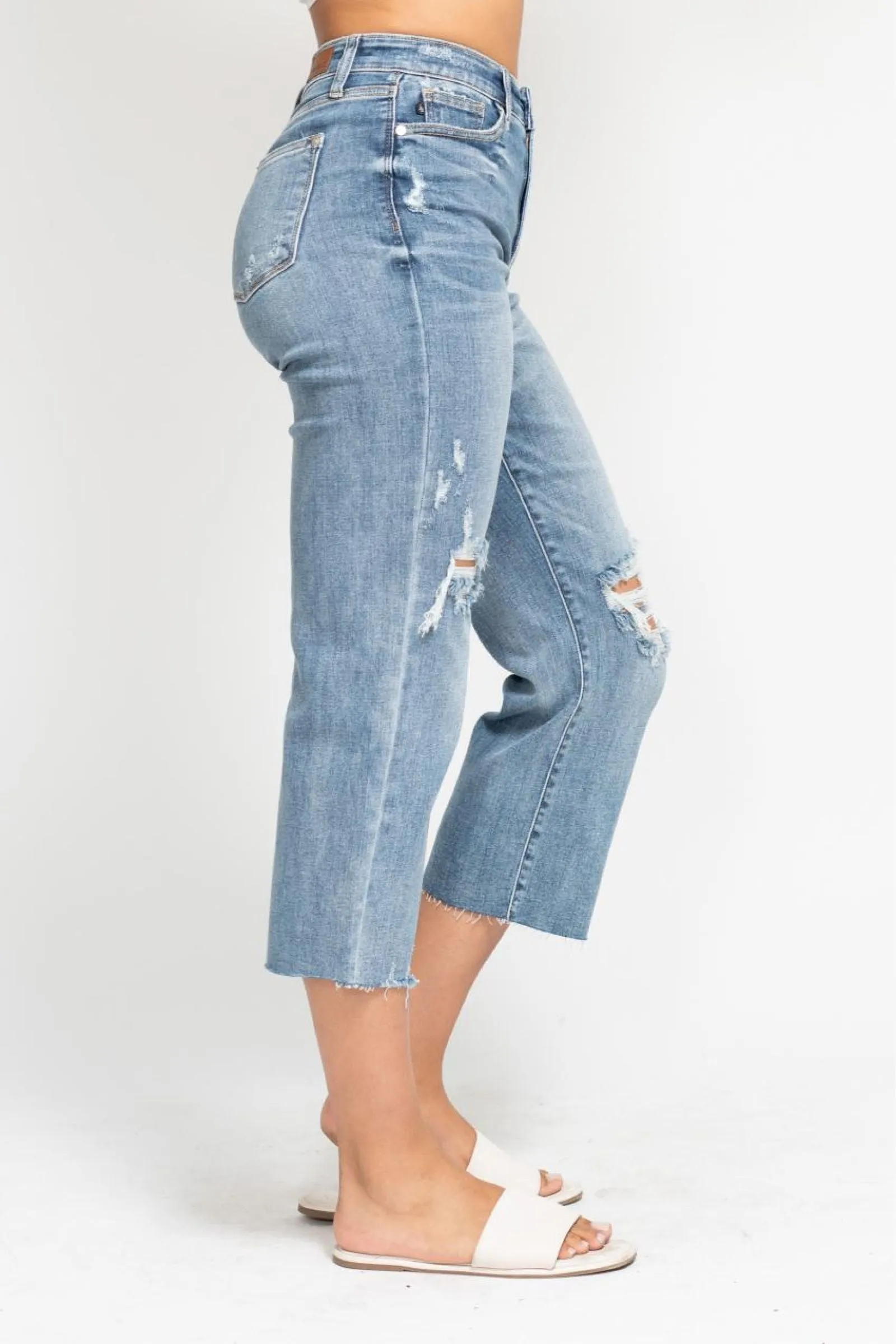 Judy Blue High Waist Destroy Crop Leg Jean