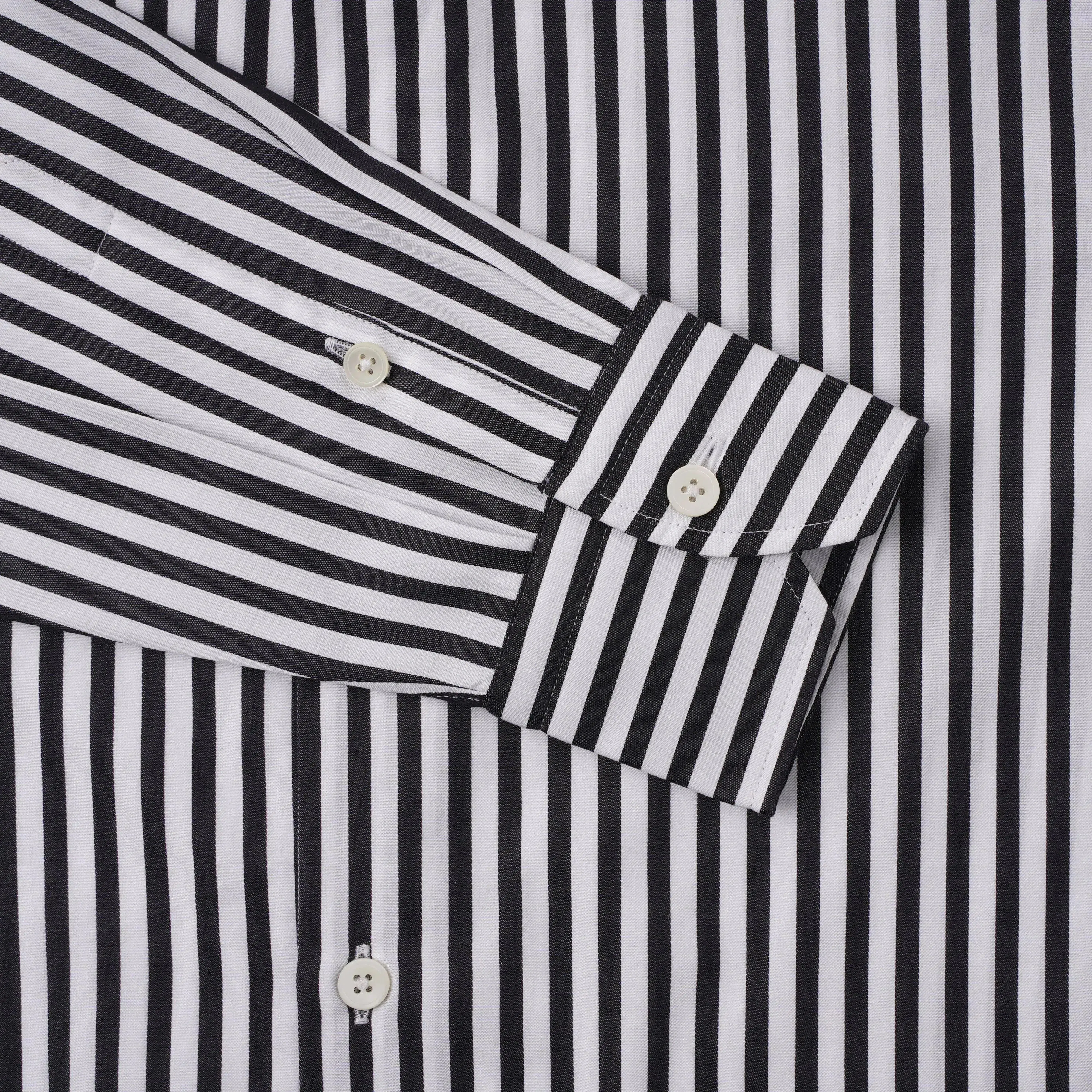 Thomas Pink Women's Classic Capri Stripe Shirt Black/White